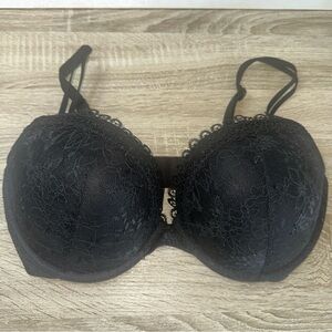 Victoria’s Secret Black Lace, Very Sexy Push-Up Bra Size 38D 